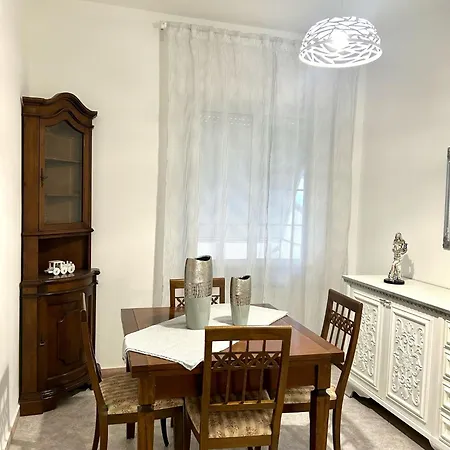 Casa Mariarosa Tuscany Apartment Gragnana (Massa and Carrara)